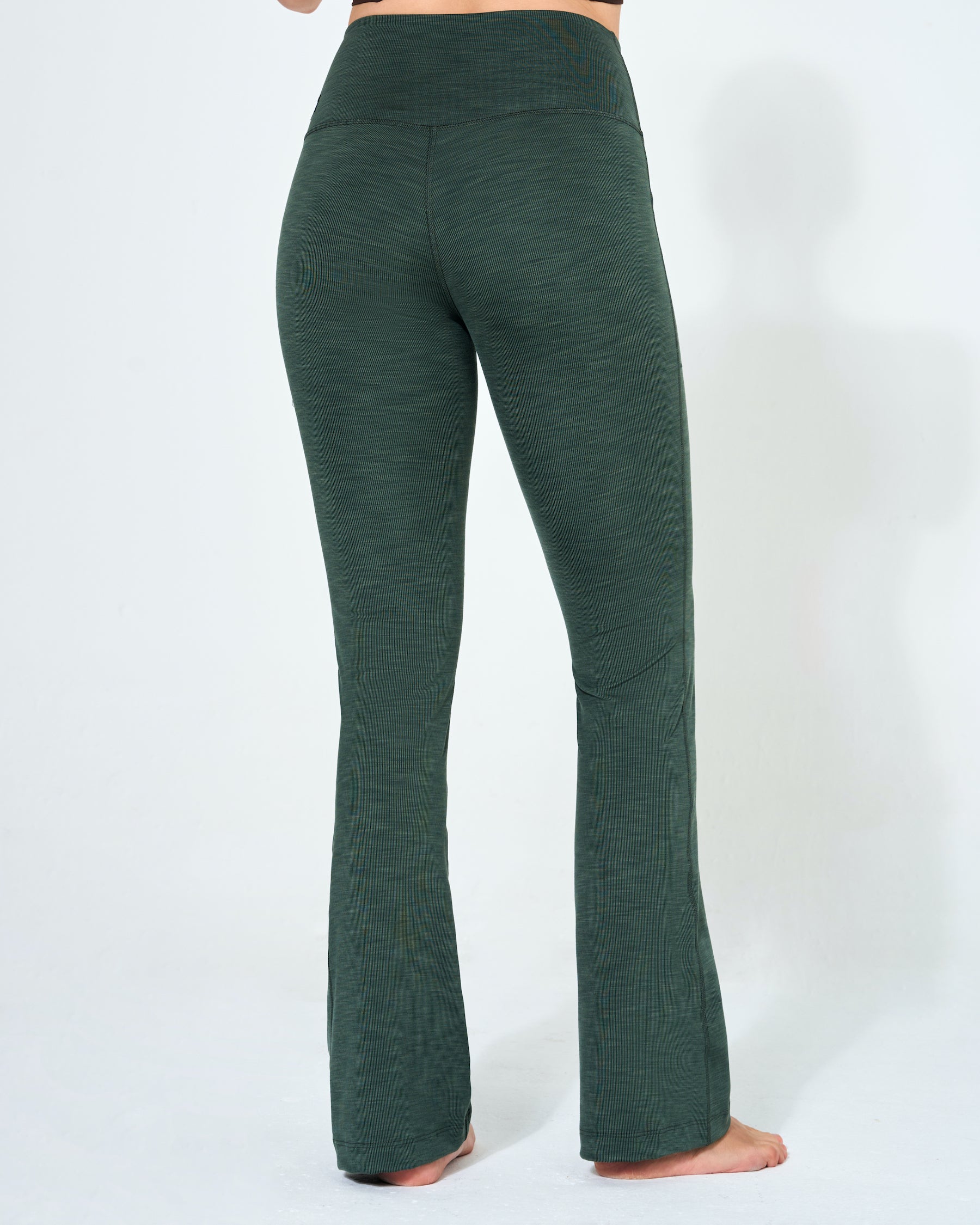 #color_dark green